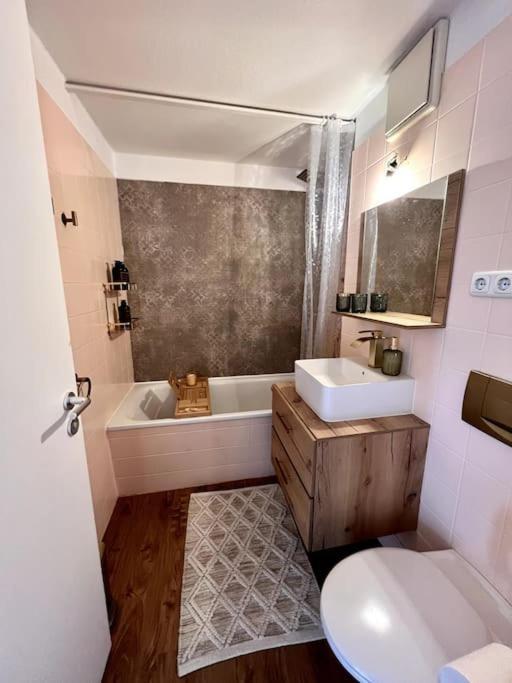 שונפלד Bali Home Stylische Wohnung Mit Terrasse מראה חיצוני תמונה
